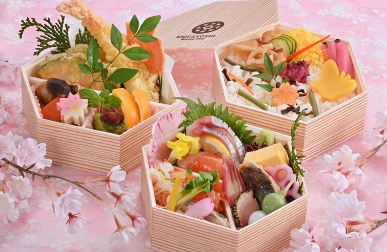 仕出し・弁当宅配なら【割烹味香佐】横浜/川崎/東京23区どこでも配達致します！