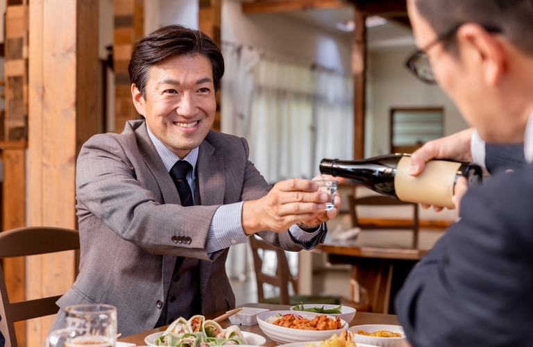 横浜で接待にぴったりな和食店なら【割烹味香佐】個室でゆっくりお召し上がりいただけます
